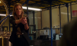 Убийство в компании пудинга и возвращение Шарлотты – фото из 5 серии 3 сезона сериала Люцифер Убийство в компании пудинга и возвращение Шарлотты – фото из 5 серии 3 сезона сериала Люцифер